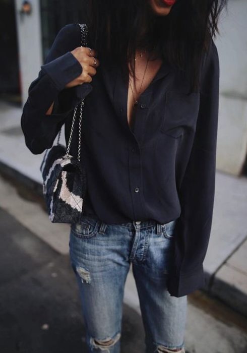 De mooiste zwarte blouses voor een stijlvolle look!