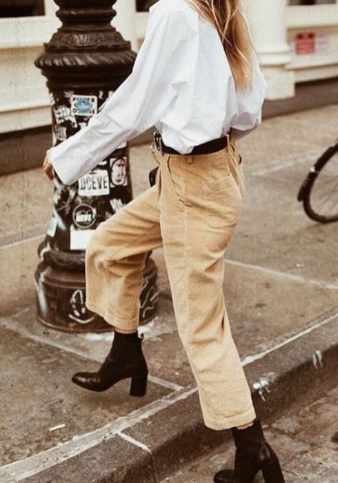 Zó style je een beige broek!