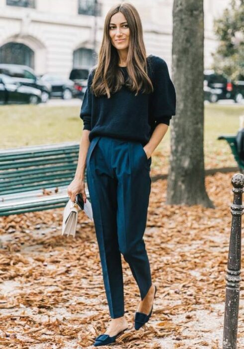 Déze chique basiskleur maar jouw outfit een stuk stijlvoller