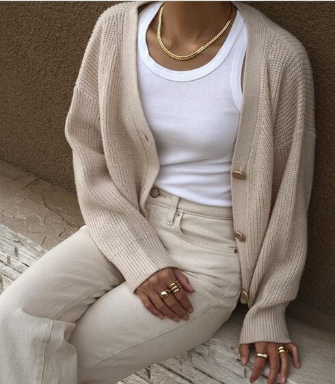 8 X Fijne beige vestjes voor de zomer!