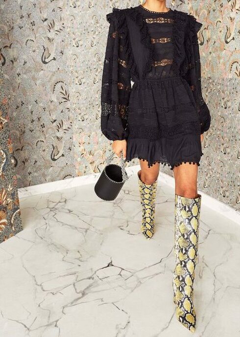 De leukste zwarte blouses & rokjes van dit moment!