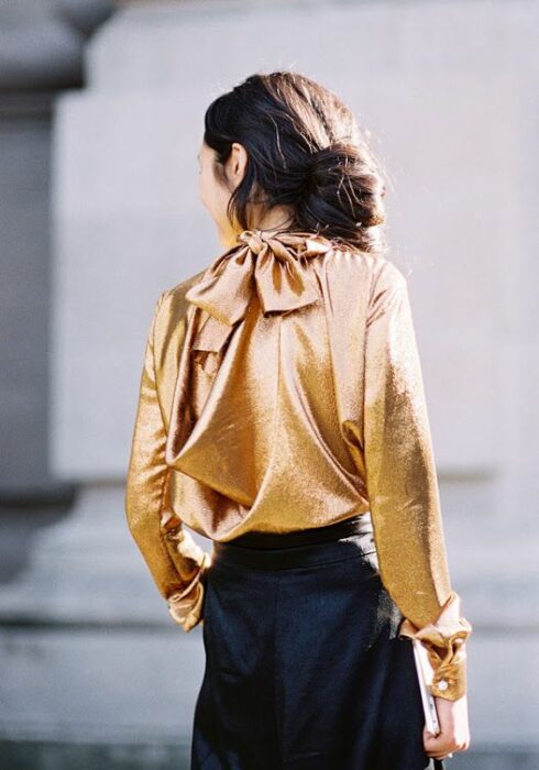 De mooiste metallic tops voor de feestdagen