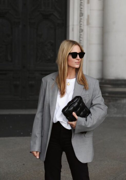 De 5 blazers die iedere vrouw in haar kast moet hebben hangen